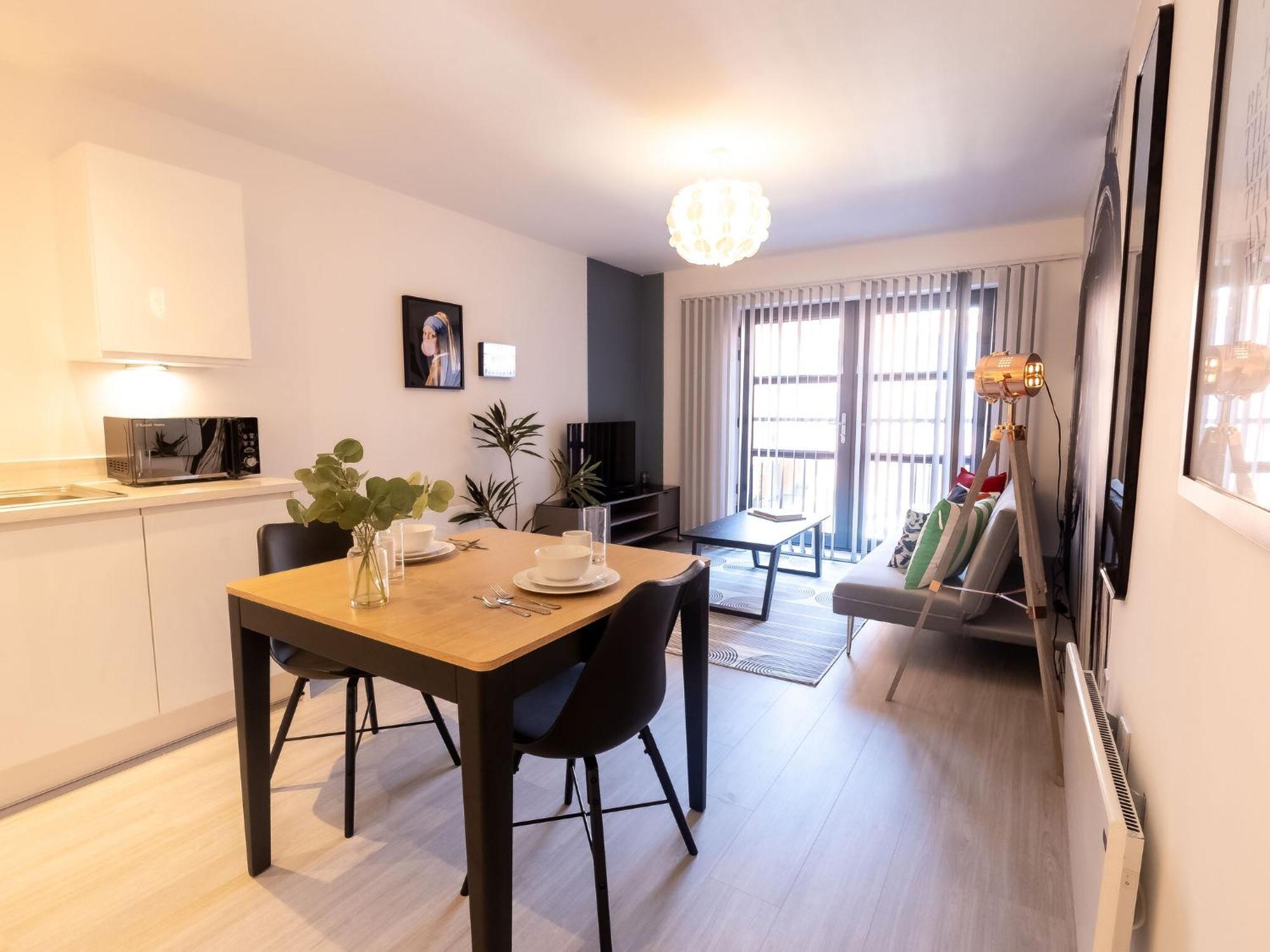 Pristine 1 And 2 Bedroom Apartments Near Business District By Belvilla Birmingam Exterior foto