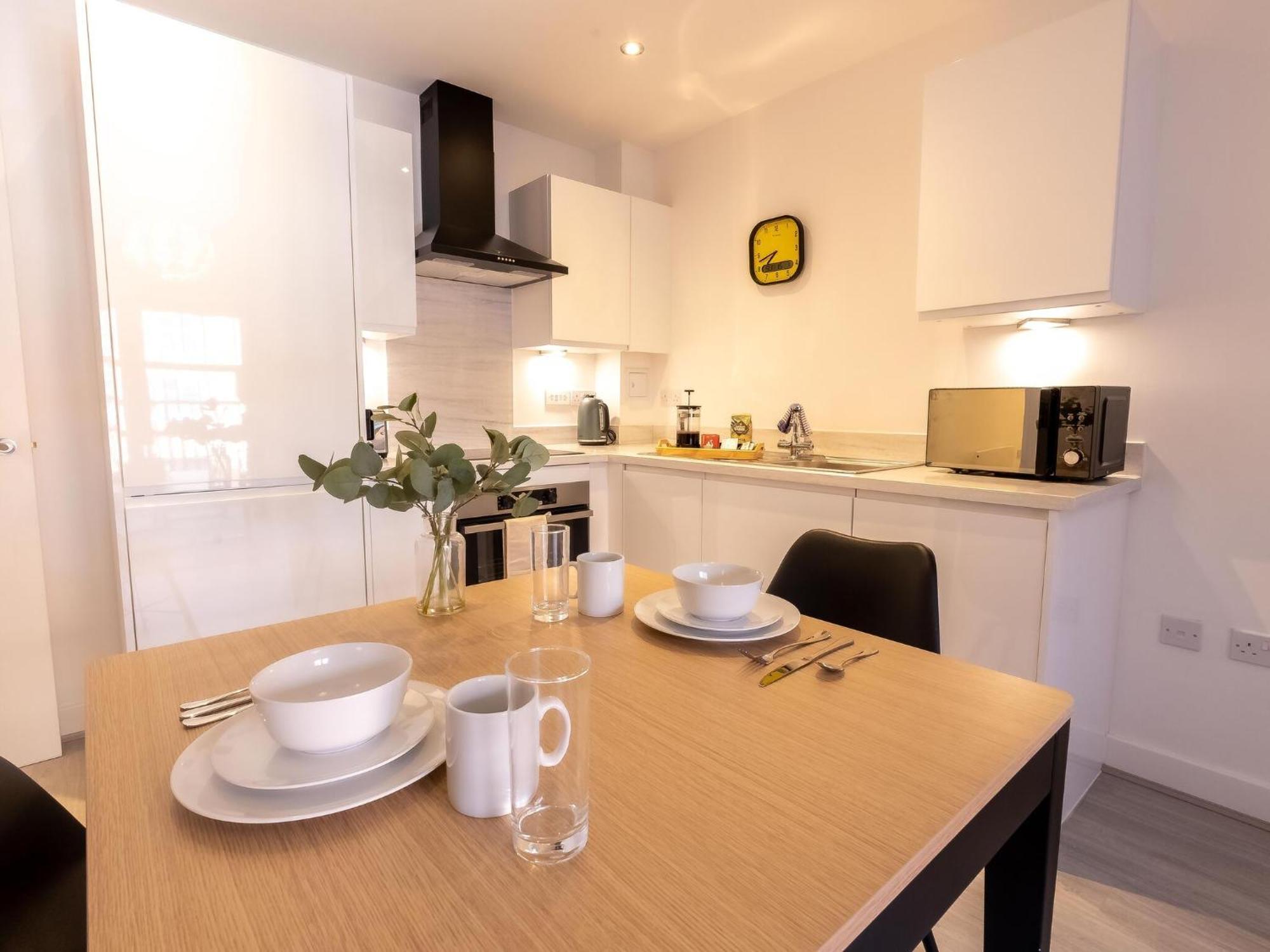 Pristine 1 And 2 Bedroom Apartments Near Business District By Belvilla Birmingam Exterior foto