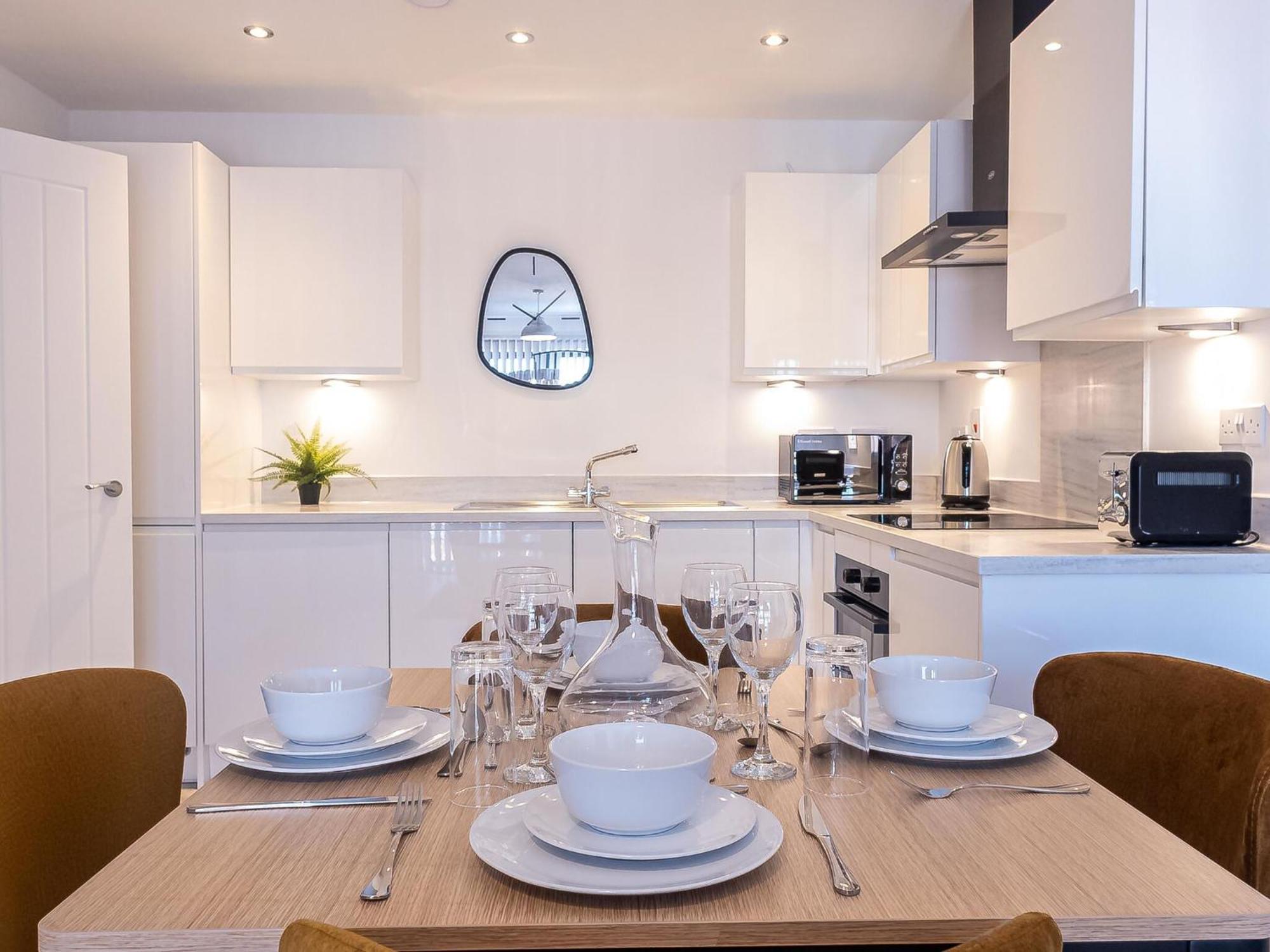 Pristine 1 And 2 Bedroom Apartments Near Business District By Belvilla Birmingam Exterior foto