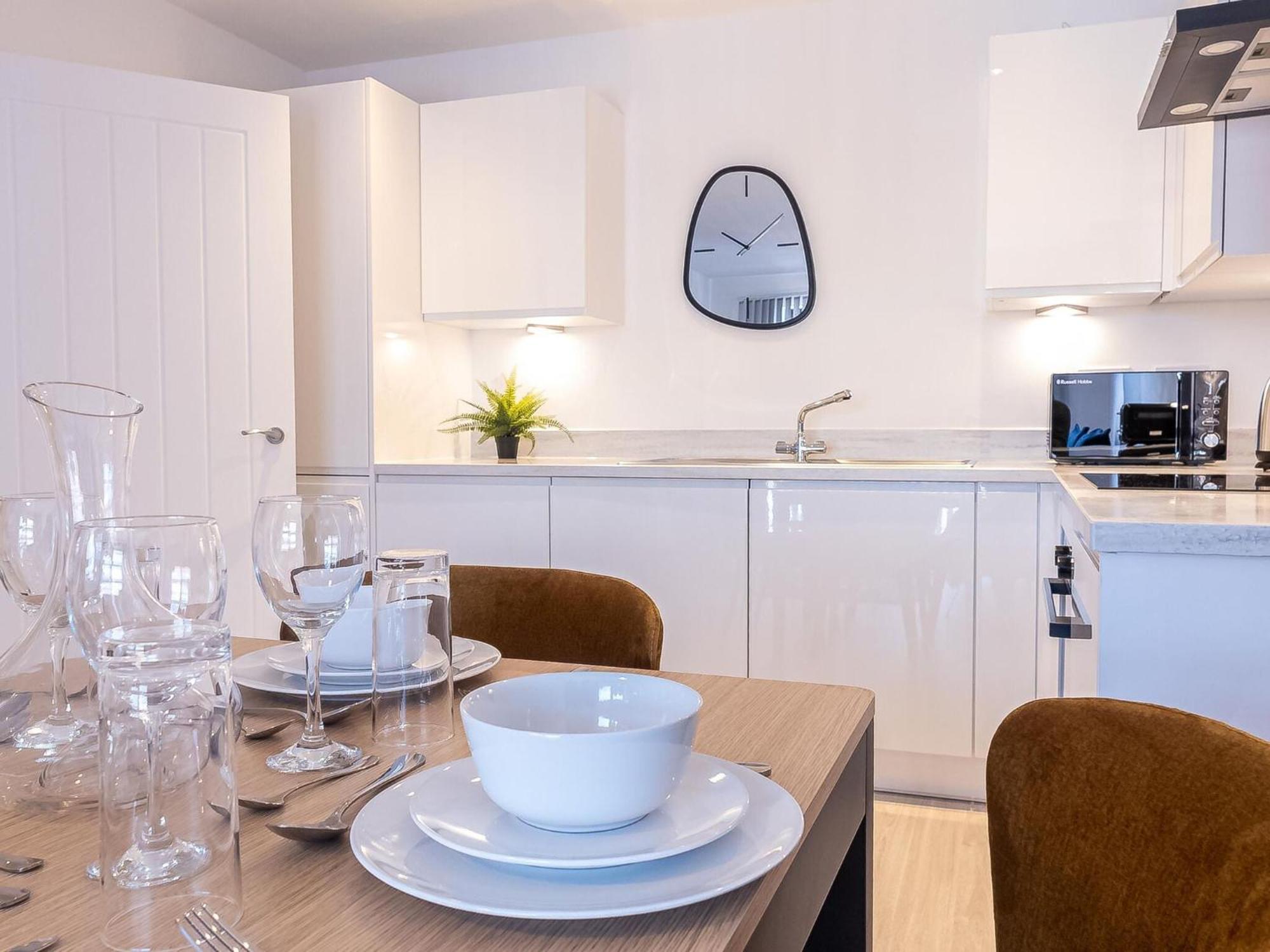 Pristine 1 And 2 Bedroom Apartments Near Business District By Belvilla Birmingam Exterior foto